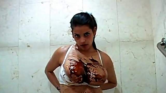 Chloe Veria strips and makes a chocolate mess