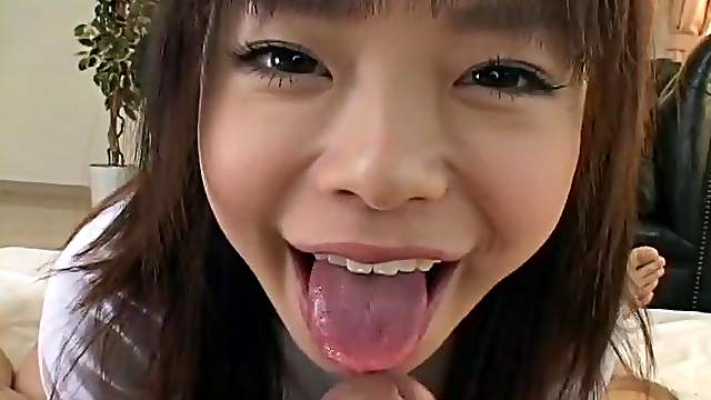 Big mouth Japanese teen gives a sexy blowjob