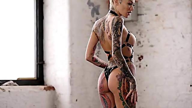 Femdom humiliation from a babe covered in tattoos
