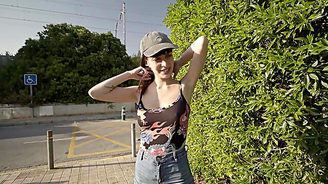 Slender babe fucks in public with random man and swallows his juice