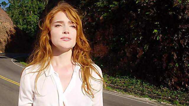 Redhead Scarlett Jones and Jia Lissa in hot facesitting action