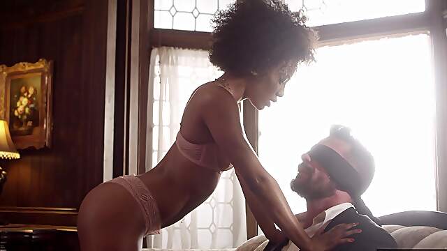 Manuel Ferrara shares a stunning ebony chick with his friends in intense group action.