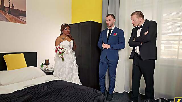 Ebony beauty Vicky ravishes Stanley's cock in a kinky wedding night