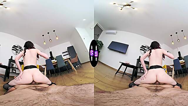 Teen Luna in sultry lingerie with stocking-clad legs