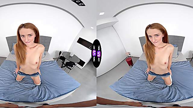Redheaded vixen Lucianna Luci deepthroats in VR as she flips into raunchy positions