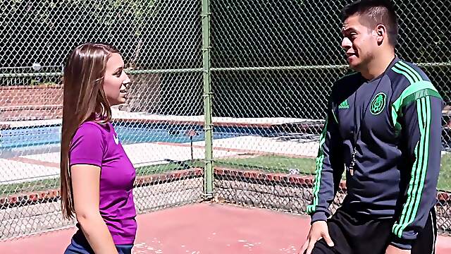 Dirty duo Kim & Dave go raw in a real-life romance