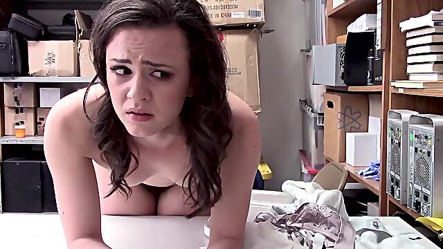 Blowjobs galore in the naughty office