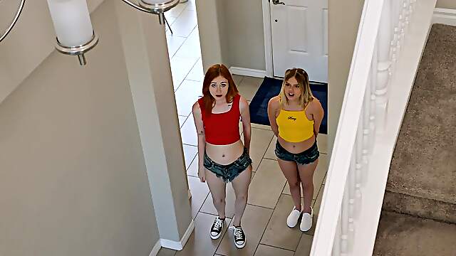 Coco & Scarlet suck Ryan's thick cock in a wild threesome