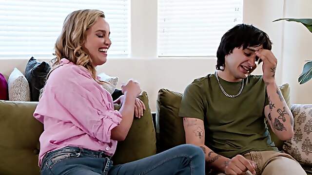 Blondes go wild with Charlie and Elias in a kinky threesome