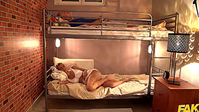 Man fucks this teen slut in hardcore and makes her cum