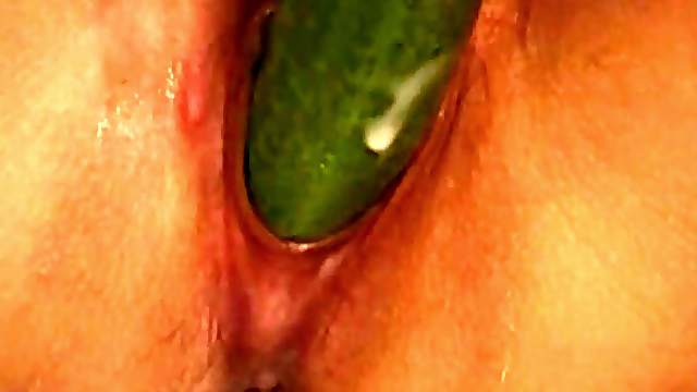 Veggie fucking Thai girl with a soaking wet pussy